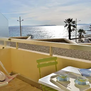 Le Lavandou, 1 Pièce, 4 Personnes - Fr-1-251-263 Appartement